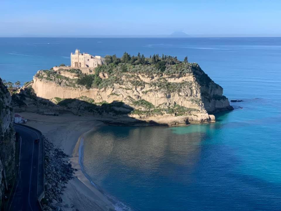 Terrazza Sabine Accomodation Tropea Kültér fotó