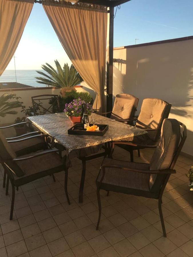 Terrazza Sabine Accomodation Tropea Kültér fotó