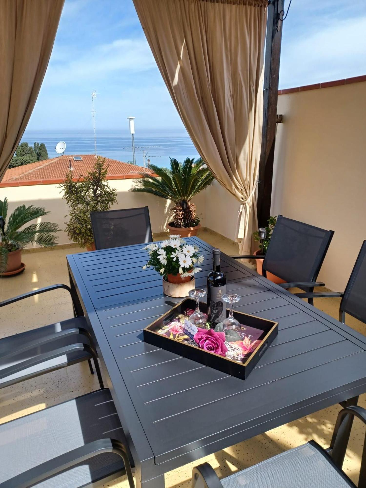 Terrazza Sabine Accomodation Tropea Kültér fotó