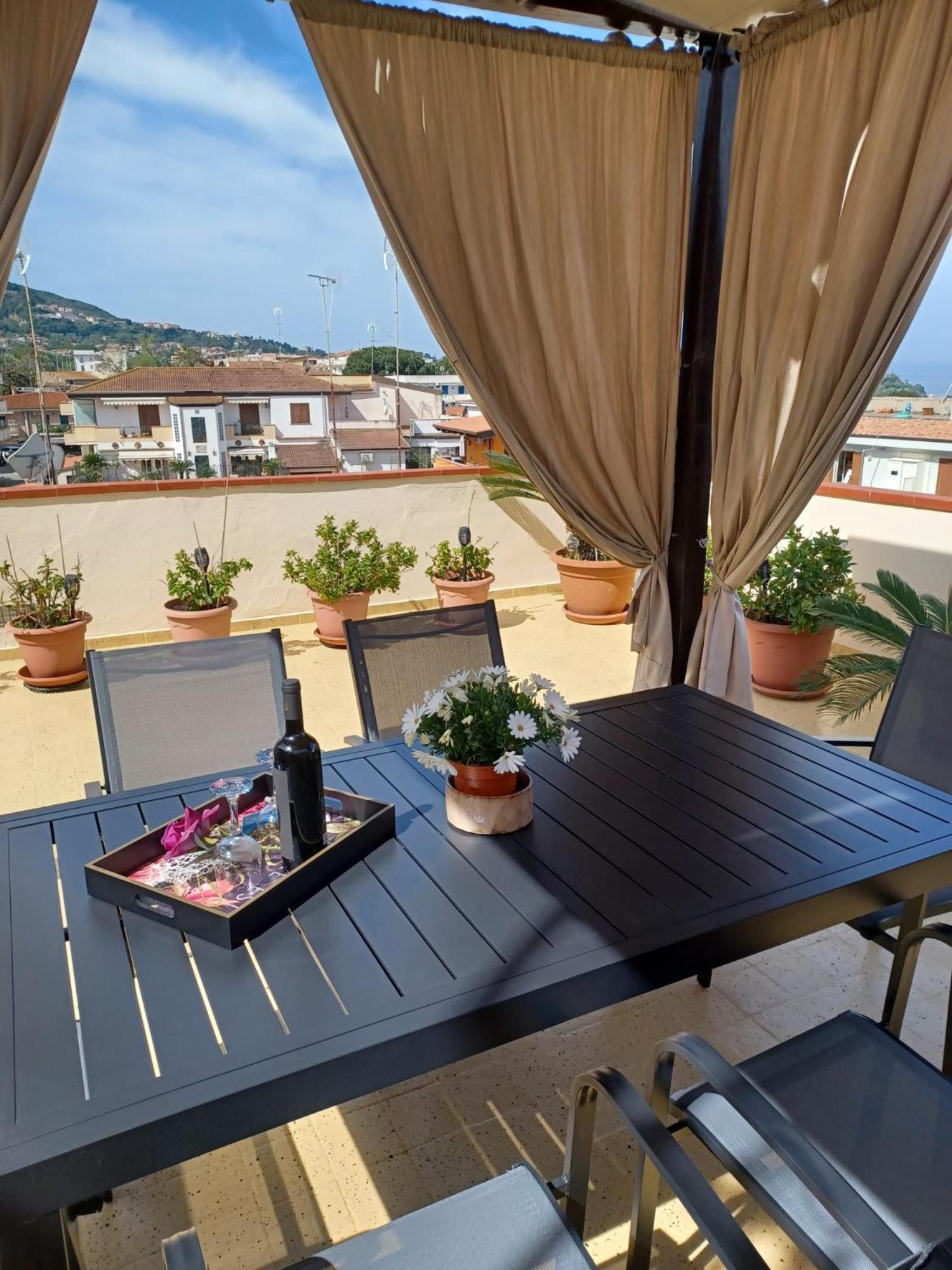 Terrazza Sabine Accomodation Tropea Kültér fotó